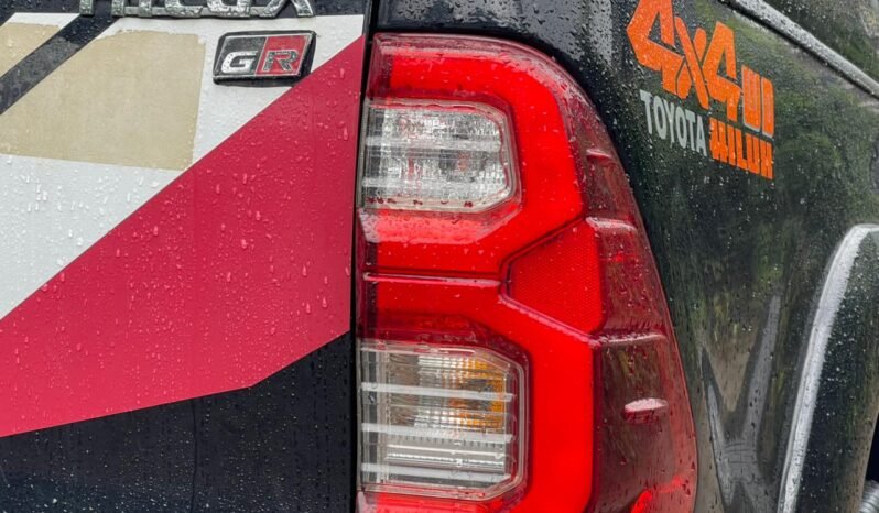 TOYOTA HILUX GR SPORT DOUBLE CAB 2016 full