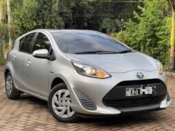 TOYOTA AQUA 2018 MODEL full