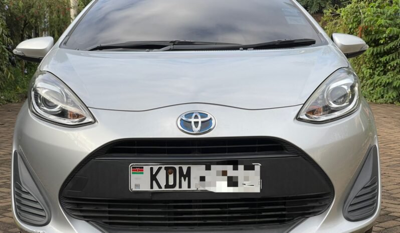 TOYOTA AQUA 2018 MODEL full