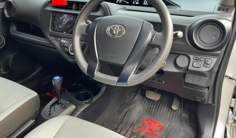 TOYOTA AQUA 2018 MODEL full