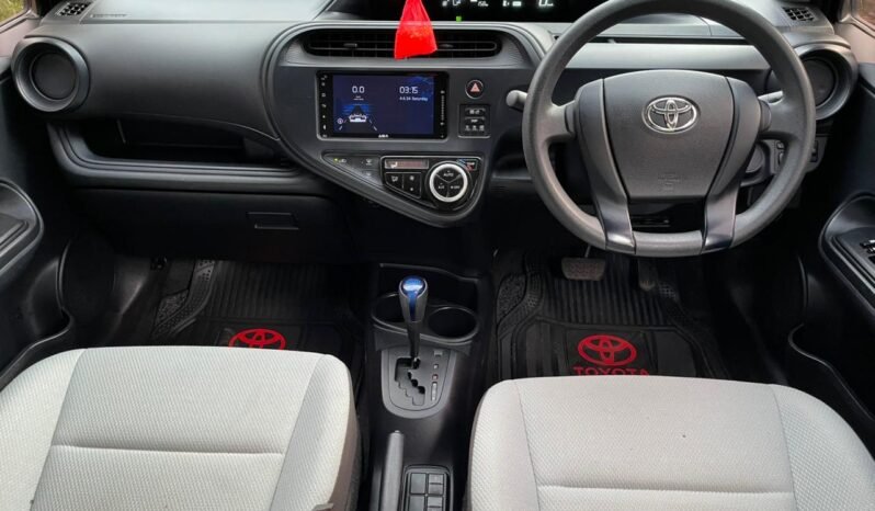 TOYOTA AQUA 2018 MODEL full