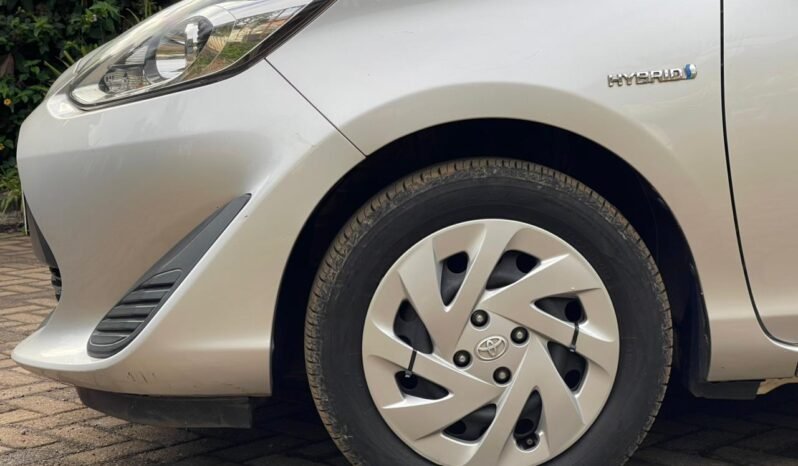 TOYOTA AQUA 2018 MODEL full