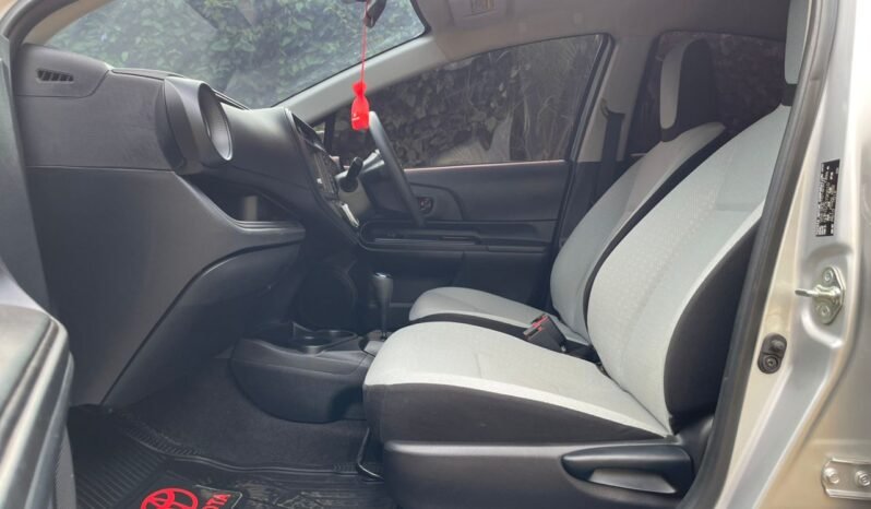 TOYOTA AQUA 2018 MODEL full